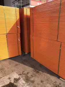 建筑工程护栏等源头厂家推荐:河南网天下商贸有限公司,多品类护栏供应