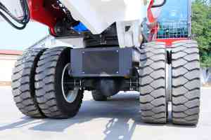 青岛众合鲁东机械有限公司：自动搅拌车、自拌车等设备专业生产厂家