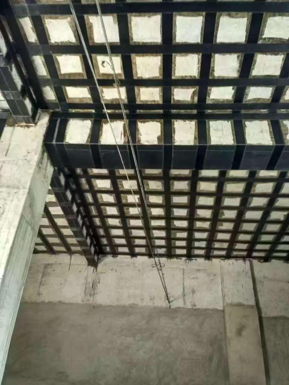 重庆渝驰建筑加固施工现场图片