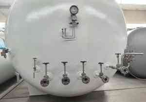 液氮/二氧化碳/低温液体储罐供货商推荐:厂家之河北泓瑞祥通重工