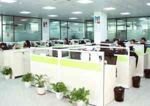 广东芯微精密半导体设备有限公司：TGV激光刻蚀设备高效定制，关键指标提升显著