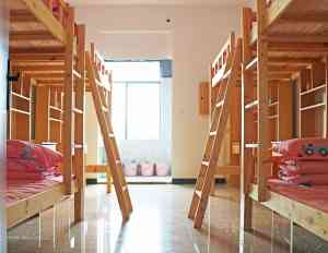 武汉东新电子技工学校：湖北中职热门专业及就业好的学校典范