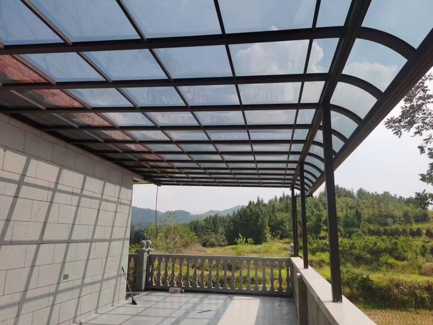 铝合金雨棚示例