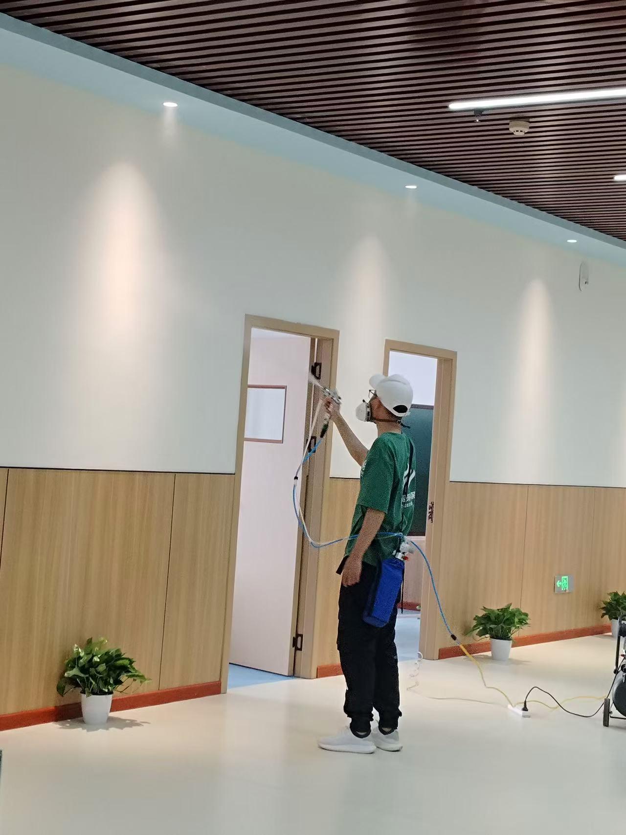 深呼吸环保团队工作场景