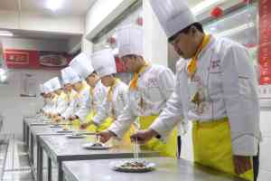 唐山、廊坊、天津、沧州职业技能培训优选：聚焦天津新东方烹饪学校