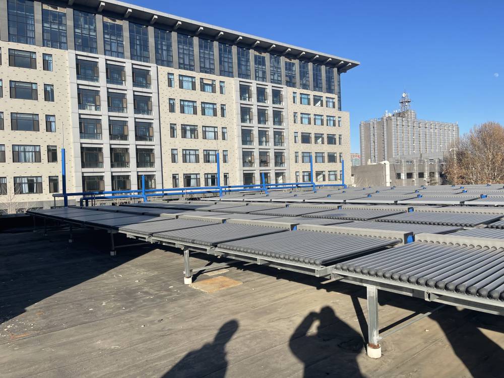 空气源太阳能热水工程