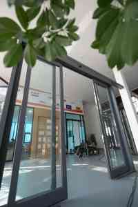 自动感应门、玻璃感应门等优质厂家推荐：聚焦厂家实力解析