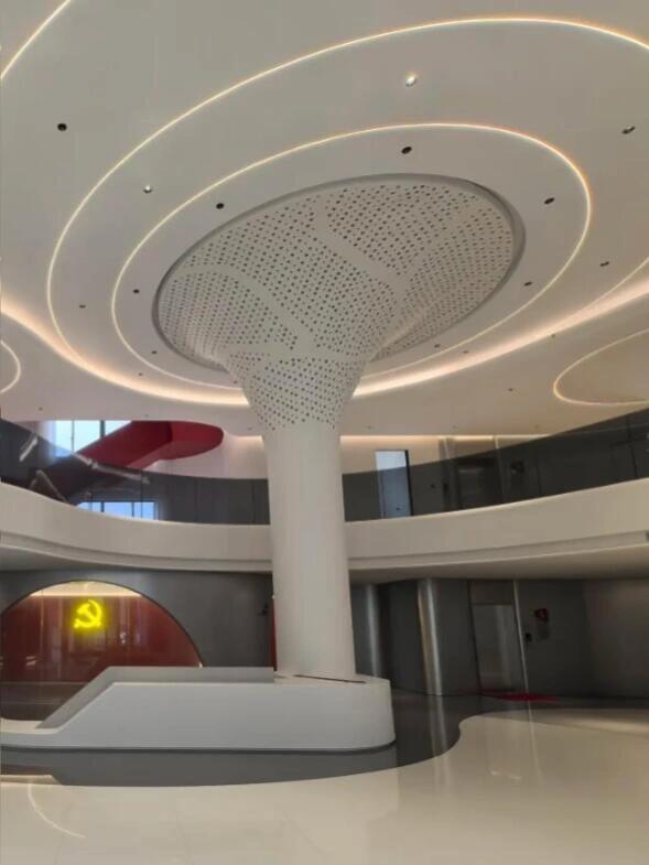 双曲金属板材产品图片