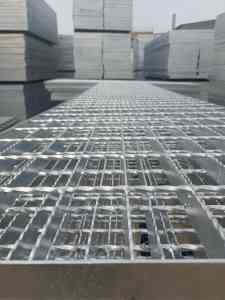 镀锌钢格栅、齿形钢格栅等厂家推荐：安平县双亿金属网业等实力之选