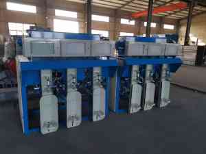 单嘴/旋转式/高精度/回转式/小型水泥包装机厂家推荐:潍坊硕辰机械设备有限公司