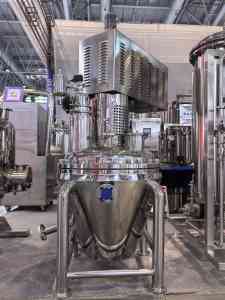 螺带真空干燥机加工厂及优质厂家推荐：聚焦单锥、锥形螺带真空干燥机