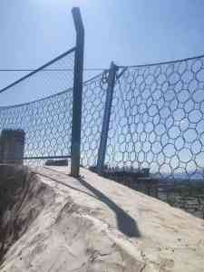 被动边坡防护网厂家推荐：高强度、消能、落石防护网定制及高速网供应