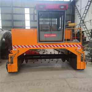 轮盘式、道轨式、行走式翻堆机及猪粪有机肥翻堆机优质厂家推荐