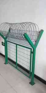 框架护栏、园林护栏、小区及农场护栏定制，双边护栏制造厂家推荐