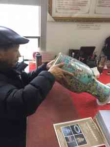 四川瓷器及紫砂壶鉴定渠道咨询：成都专业鉴定公司与专家服务推荐