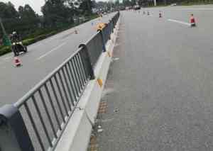 基坑护栏、道路隔离栏、市政护栏等厂商推荐：厂家实力解析