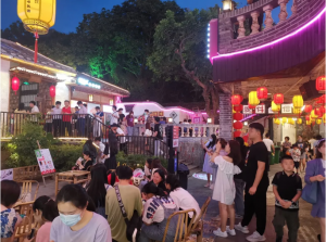 福建宝藏景区推荐:泉州钟楼觅鲤文创园,复古民国风与烟火气的完美融合