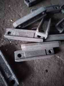 矿用刮板、埋式刮板及输送机刮板厂家推荐：实力直销与定做之选