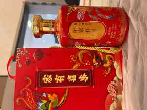 纯粮散白酒、浓香型白酒加工厂及订制厂家推荐，实力厂家不容错过