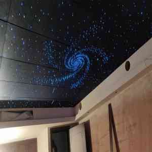 星空顶供货厂家推荐:无缝整张、聚酯纤维吸音板、光纤星空顶厂家