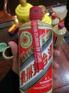 广东老酒、洋酒、红酒及名酒回收平台推荐:广州鑫益商行一站式服务之选