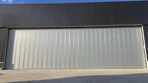 侧转机库门、折叠机库门等多类型机库门供货商与制造商实力推荐