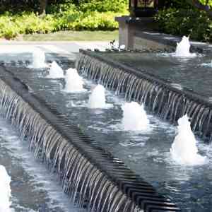 商场喷泉设备及控制系统厂家推荐：水云间领衔多类喷泉设备源头供应