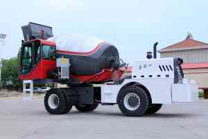3方/2方混凝土搅拌车厂家推荐：红色/绿色搅拌车制造实力之选
