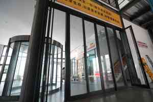 感应平开门、平衡门、自动门等厂家推荐：为您甄选优质供应商