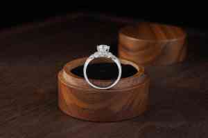 水杯培育钻、天然钻培育钻等产品定制与供货，厂家实力揭秘