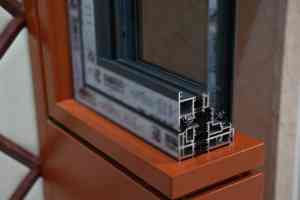 旗滨玻璃、折叠门窗等厂家推荐：厂家为您打造优质门窗玻璃产品