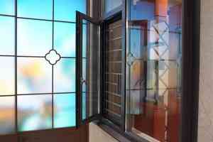 系统门窗、极窄三联动推拉门等家装产品厂家推荐，厂家值得关注