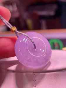 广东多地翡翠典当回收渠道推荐：广州、深圳、珠海、韶关优质商家盘点