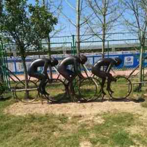 砂岩、锻铜、不锈钢等雕塑供货厂家推荐，厂家不容错过