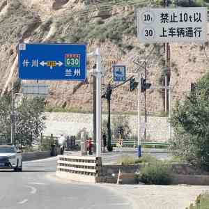 标志杆源头厂家推荐:道路、高速、景区、镀锌标志杆优质制造企业