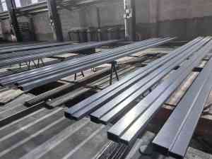 异型精致钢、直角管、T型精致钢等优质产品制造商——长葛市鑫宽科技发展有限公司