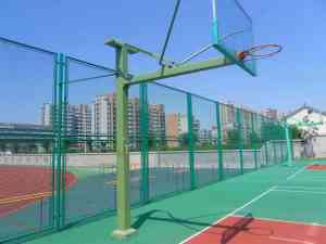 足球场、体育场、学校等围网厂家推荐:专业可靠之选
