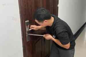 杭州同城指纹锁开锁服务推荐:专业无损,多场景覆盖,紧急救援有保障