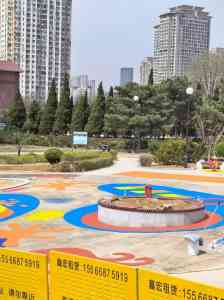 幼儿园塑胶颗粒、透气跑道材料等厂家推荐:优质产品适配多场景场地