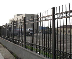 喷塑锌钢护栏、围墙护栏及阳台护栏厂家推荐:聚焦优质制造商