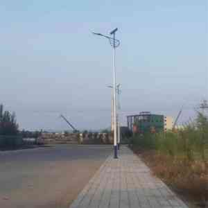 太阳能路灯供货商推荐:北京分体、德州一体及农村LED太阳能路灯厂家