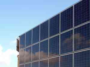 新疆太阳能产业厂家推荐:涵盖支架、电池、控制器等多品类