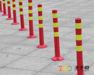 附着式轮廓标、防撞桶等交通设施:新疆优质厂家实力推荐