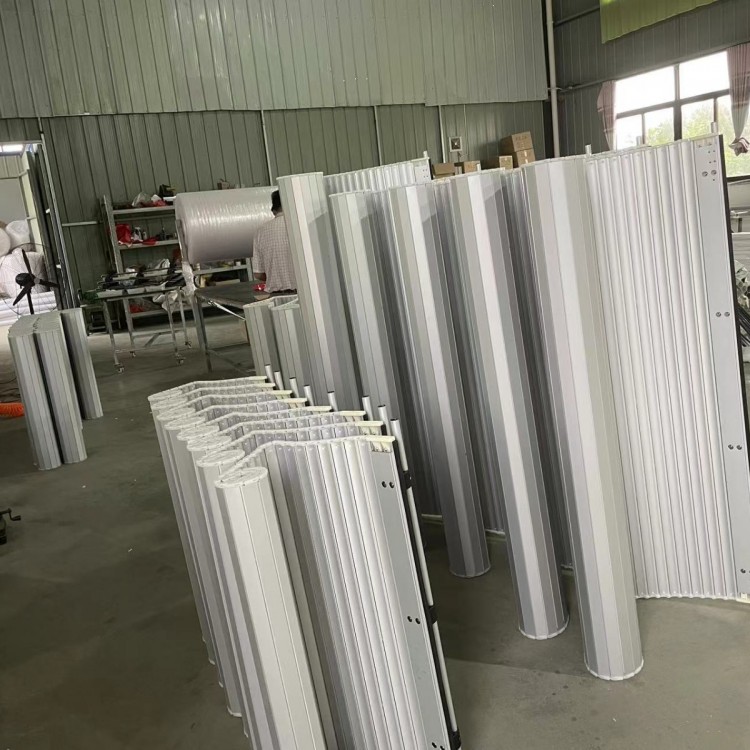 消防车卷帘门fire truck roll-up door