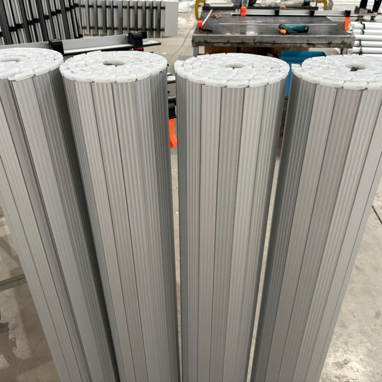 消防车卷帘门fire truck roll-up door