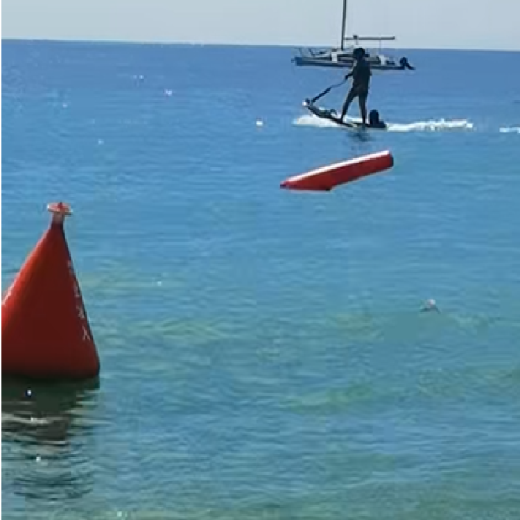 加厚牢靠 聚乙烯浮标 警示浮标 锥形浮标 三航标 欢迎电话咨询