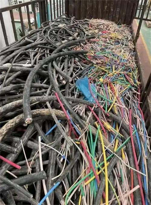 电缆回收图片