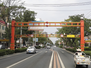 专业推荐：北京、山东等地小区、乡村、厂区、高速及停车场限高杆订制厂家