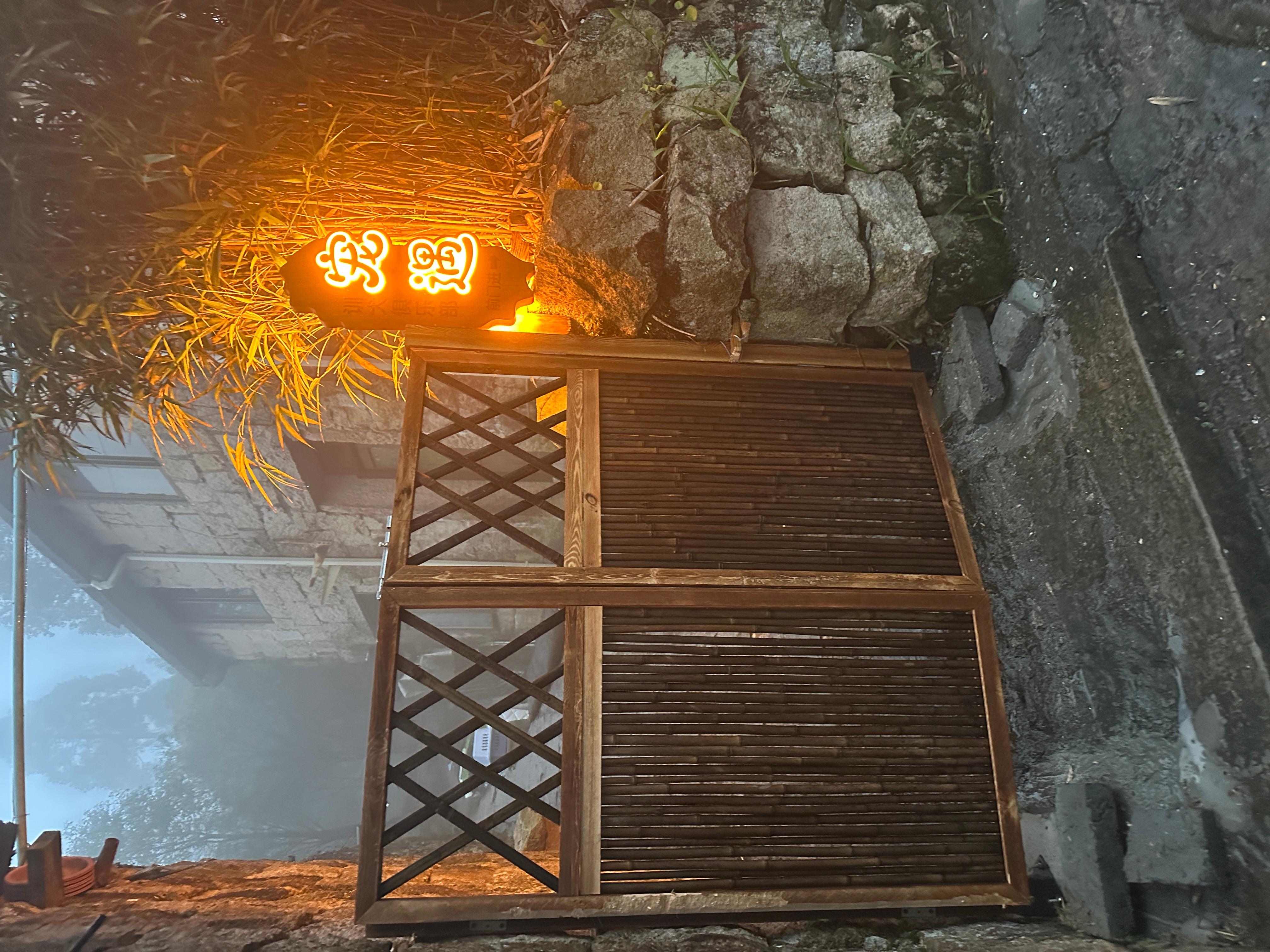 宠物与训练师互动