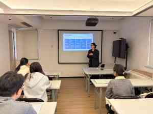 十堰多地教资面试服务大揭秘：涵盖热点、教程、礼仪及真题解析